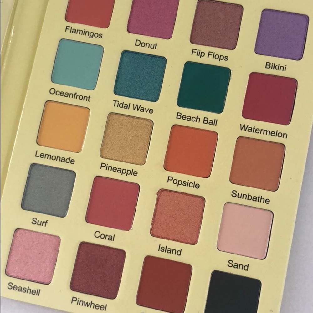 Violet Voss Flamingo Palette Brand New